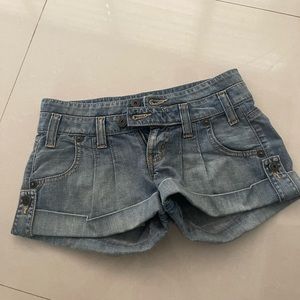 Vintage Guess low rise denim shorts